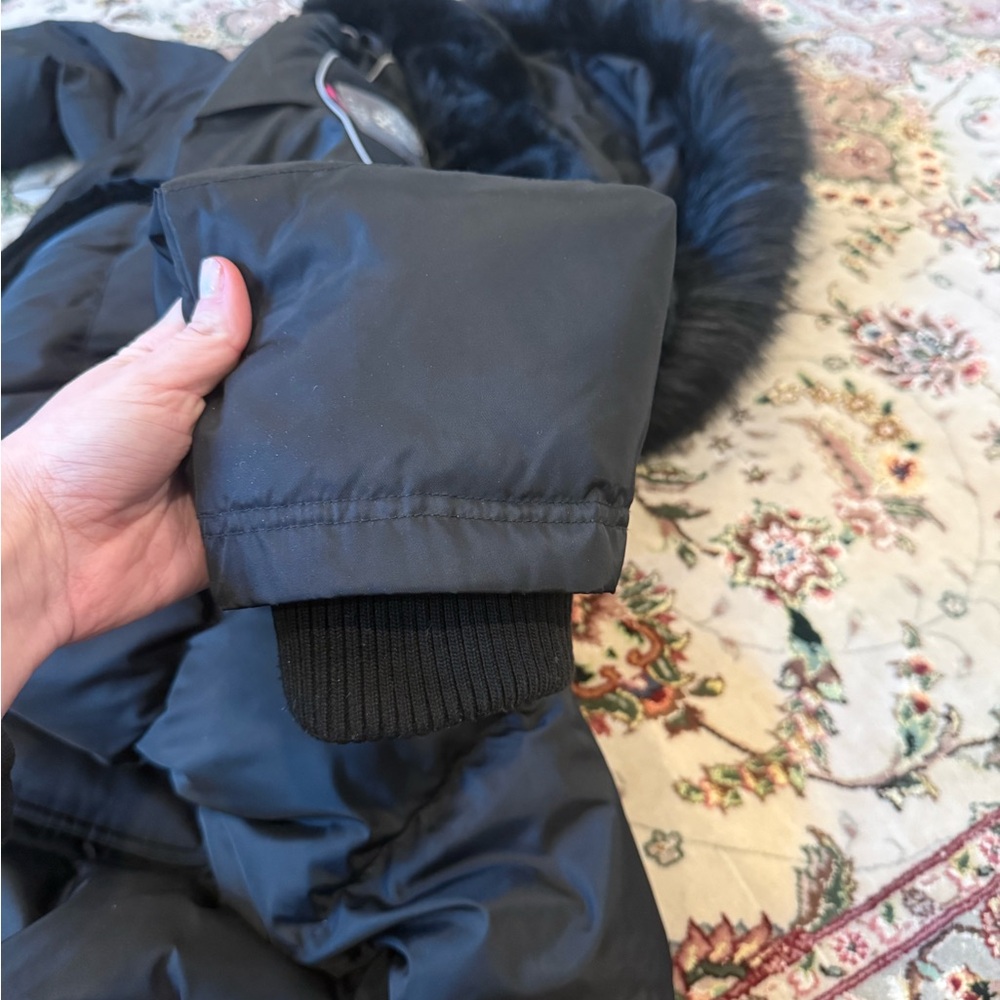 VInce Camuto Plus Black Puffer Jacket with Faux Fur Hood host pick - Picture 12 of 13